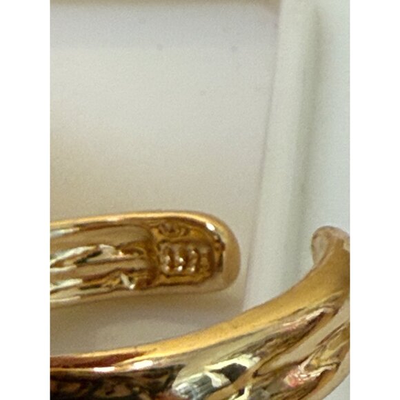 Gold Tone Spiral Wrap Statement Ring Size 7.5 - Picture 9 of 10